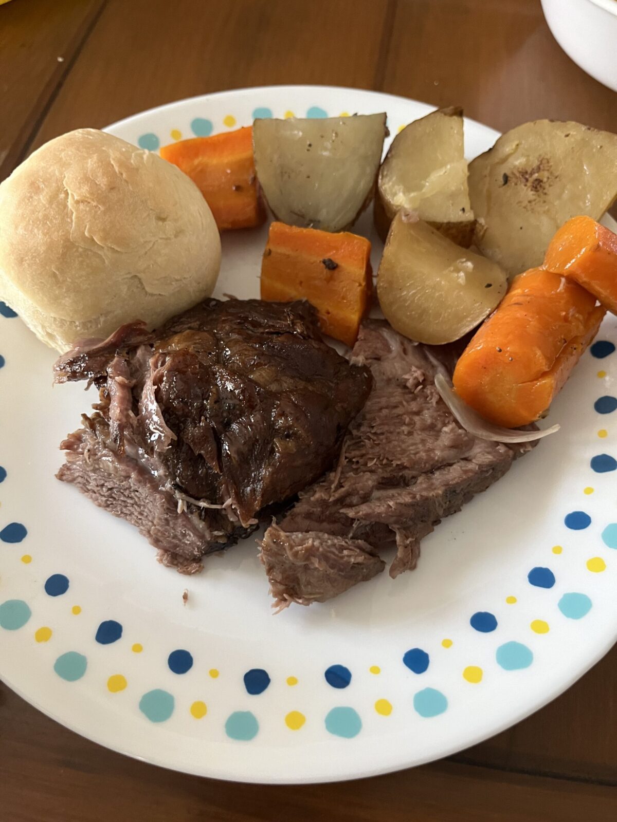 Similar piture to the last but has been turned and roast has been filled to show the sear part on it has a much darker color